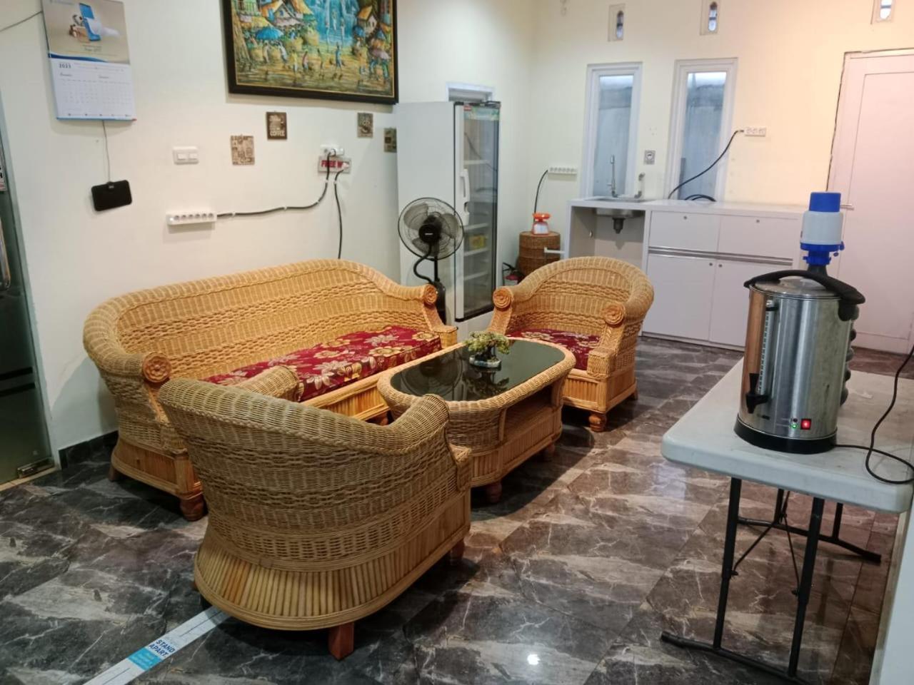 Macan Kumbang Residence Palembang Exterior foto